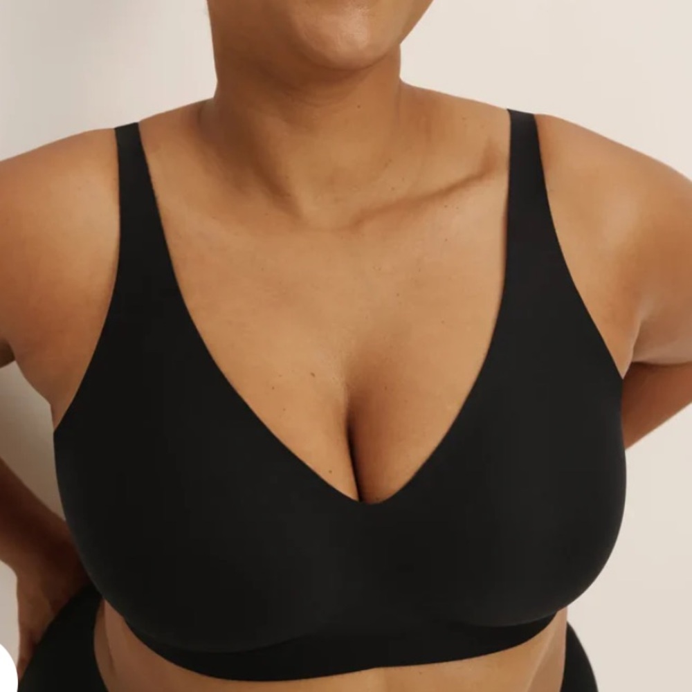 Knix Revolution Wireless Padded Bra Black Size 6+ 32F 32G 34F 34G